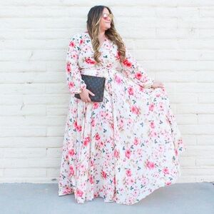 NEW Floral Print Maxi Dress